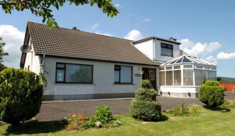 Garron View Bed and Breakfast Cushendall Eksteriør billede